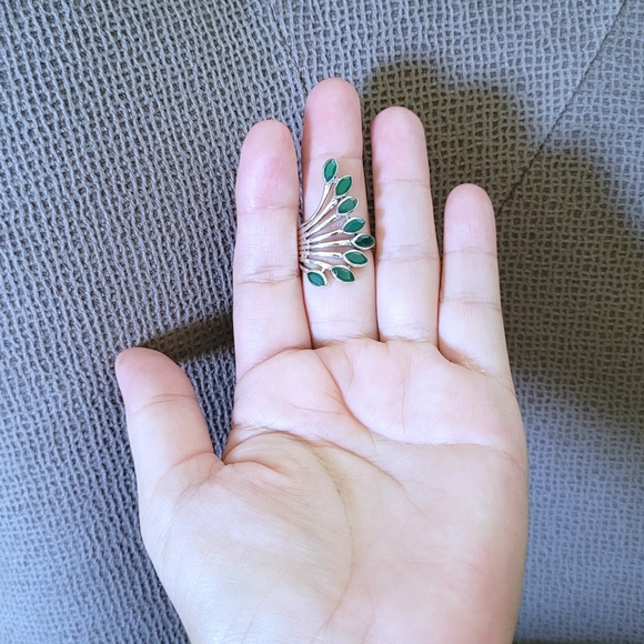 Shivam Cascading Green💚 Onyx Petals Ring💍 - NWT - Picture 15 of 16